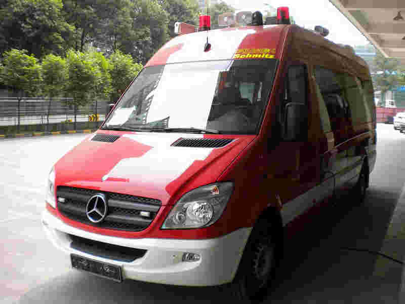 通信指挥消防车